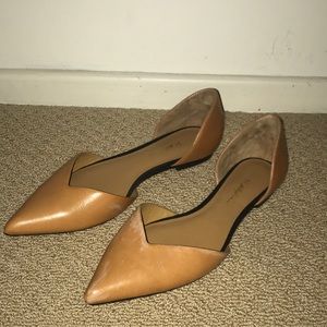Flat pointed toe nude leather flats